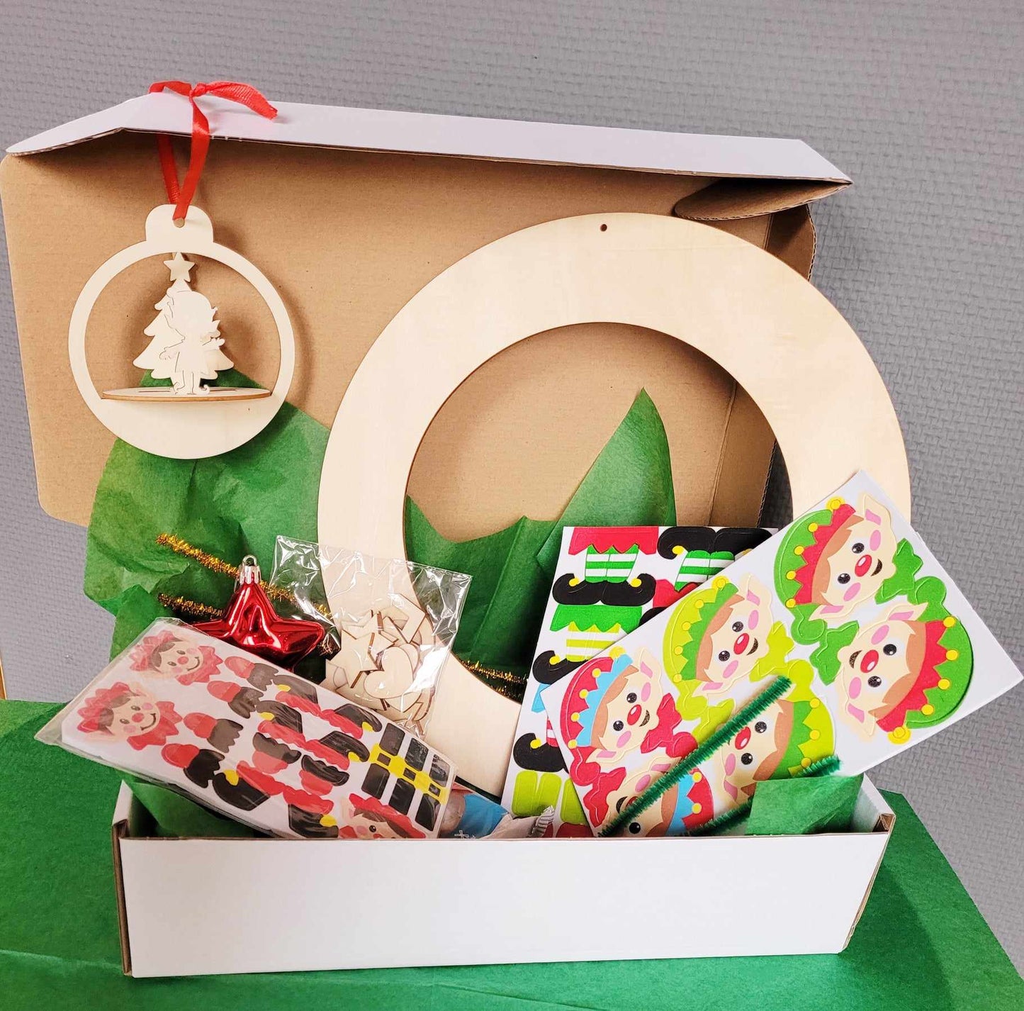 Box 5-9 ans : Qui a volé le bonnet du Père Noël ?